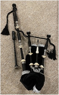 Pre-Owned 1963 Henderson Bagpipes - More Details