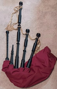 McCallum P0 Black Acetyl Bagpipes - More Details