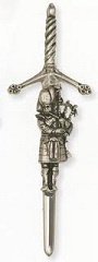 Bagpiper Kilt Pin